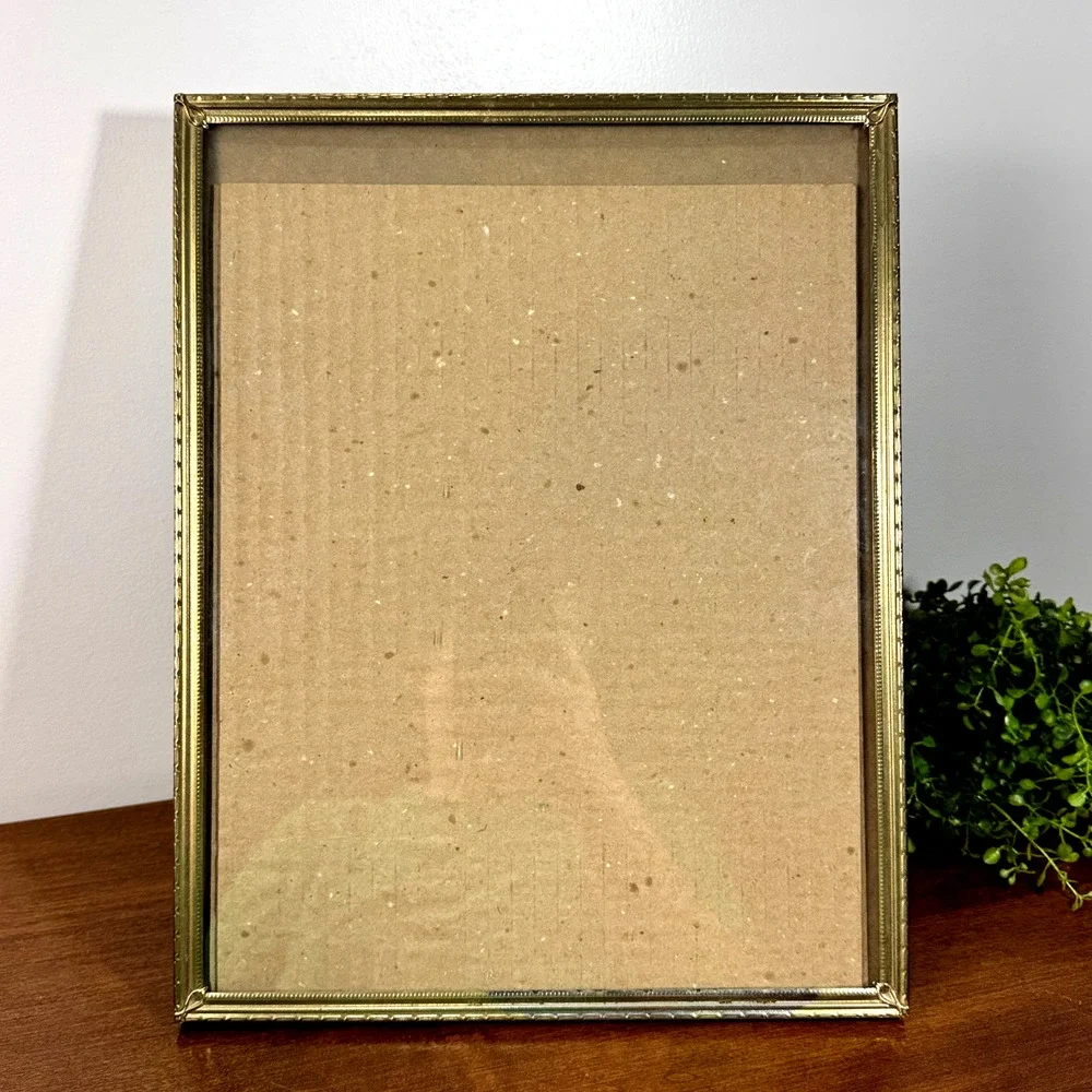 Vintage Brass-Tone Photo Picture Frame Ornate 11x14 Easel Back